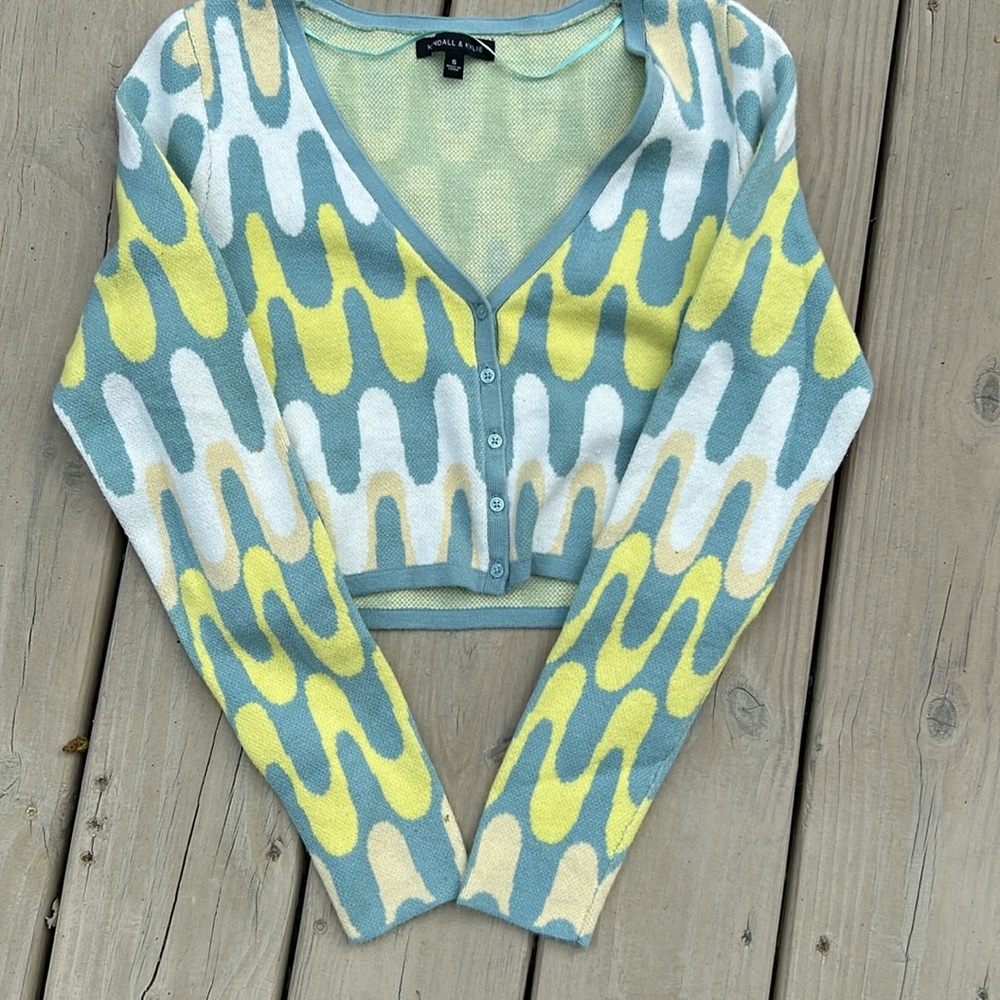 Kendall & Kylie crop sweater top. Size small
